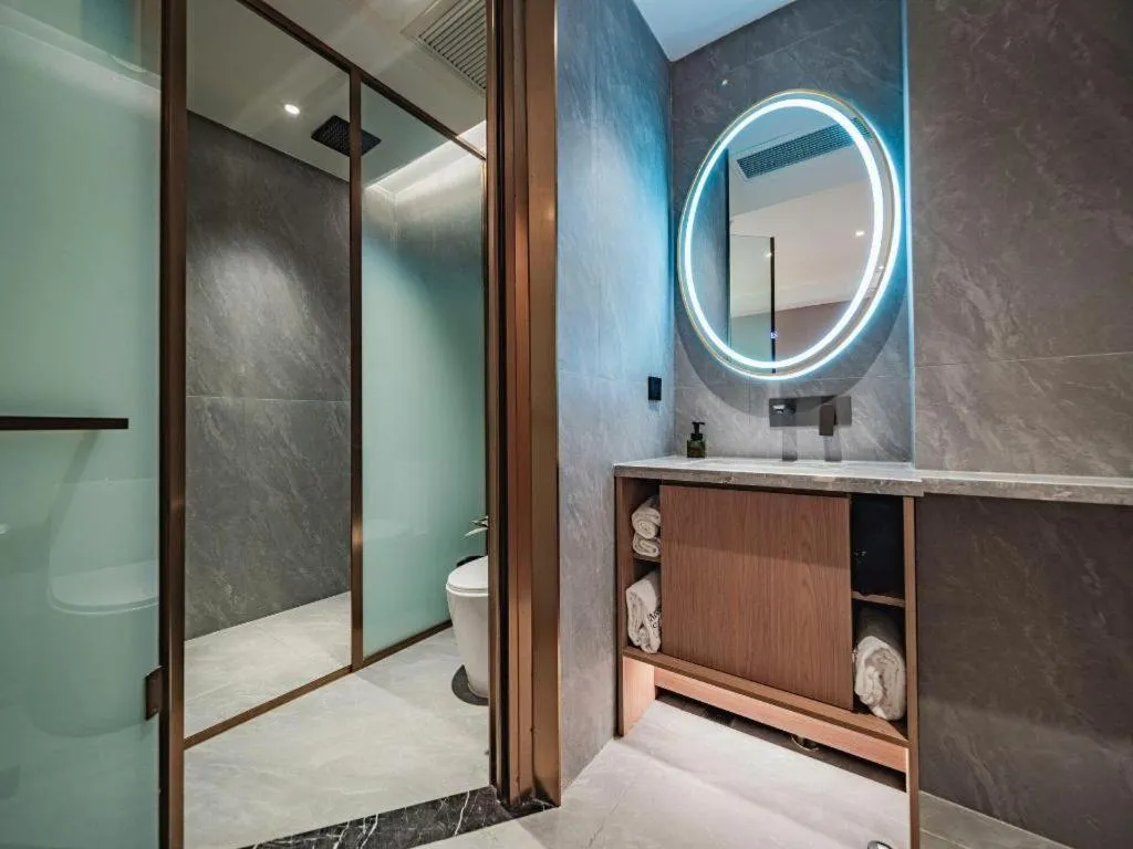 James Joyce Coffetel Xi'an Laochenggen Hongmiaopo Metro Station