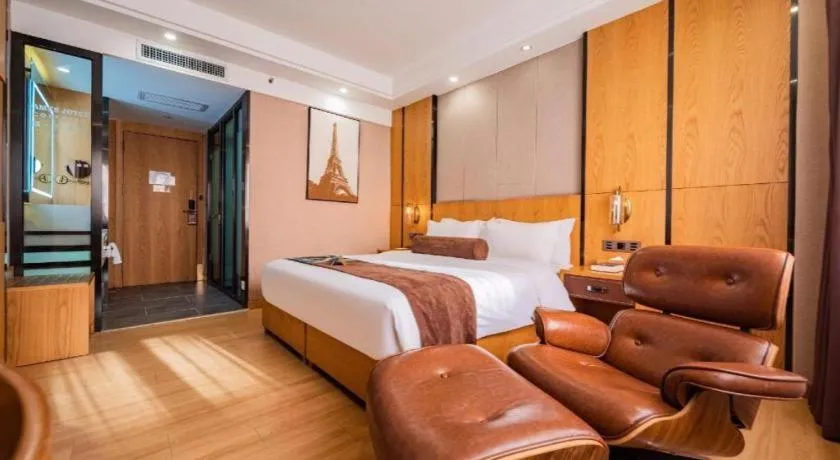 Bed in James Joyce Coffetel Xi'an Laochenggen Hongmiaopo Metro Station