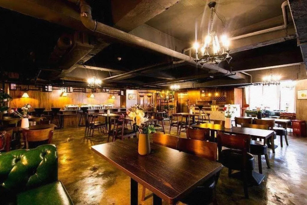 James Joyce Coffetel Xi'an Laochenggen Hongmiaopo Metro Station