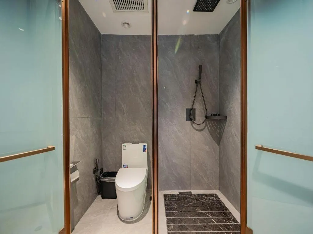 James Joyce Coffetel Xi'an Laochenggen Hongmiaopo Metro Station