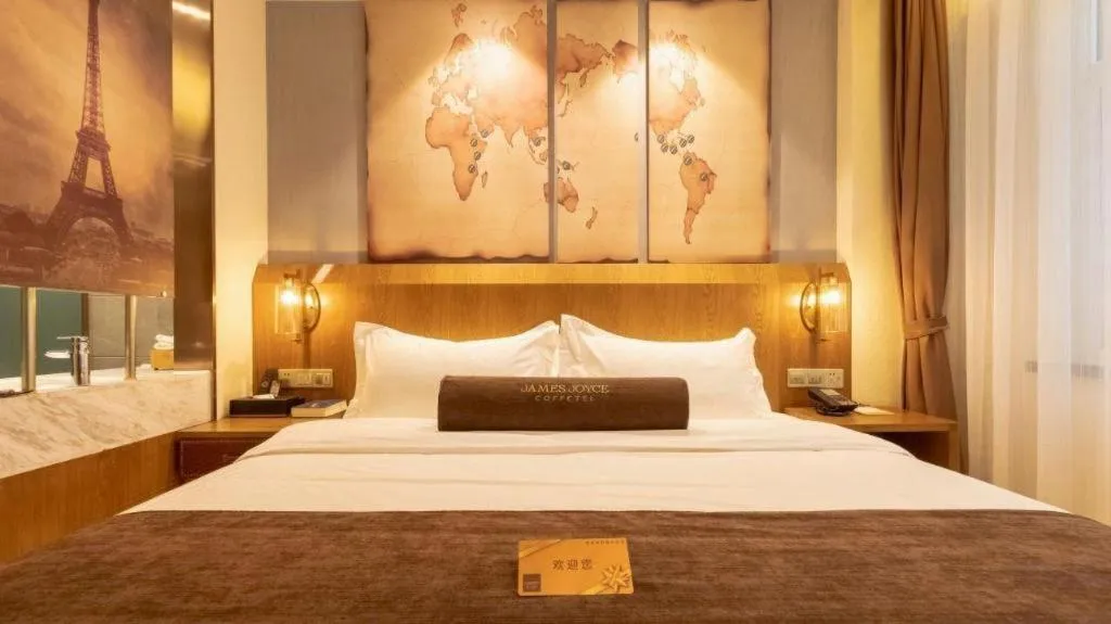 Bed in James Joyce Coffetel Shijiazhuang Century Park Shiji Huamao