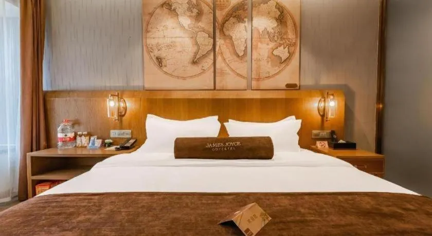 Bed in James Joyce Coffetel Shijiazhuang Century Park Shiji Huamao