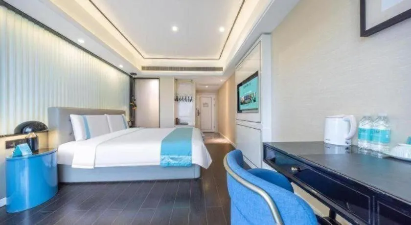 Bed in Xana Hotelle Wuhan Lingjiao Lake Wanda Plaza Branch