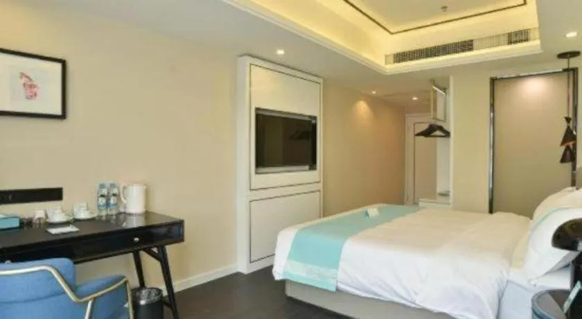 Bed in Xana Hotelle Wuhan Lingjiao Lake Wanda Plaza Branch