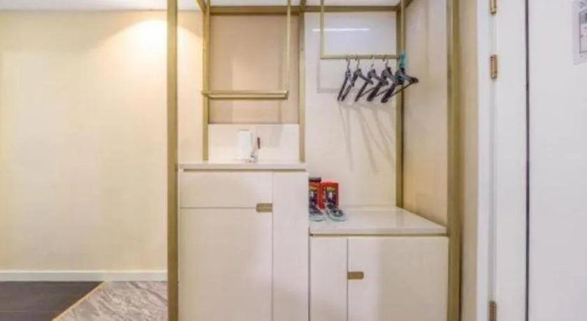 Xana Hotelle Wuhan Lingjiao Lake Wanda Plaza Branch