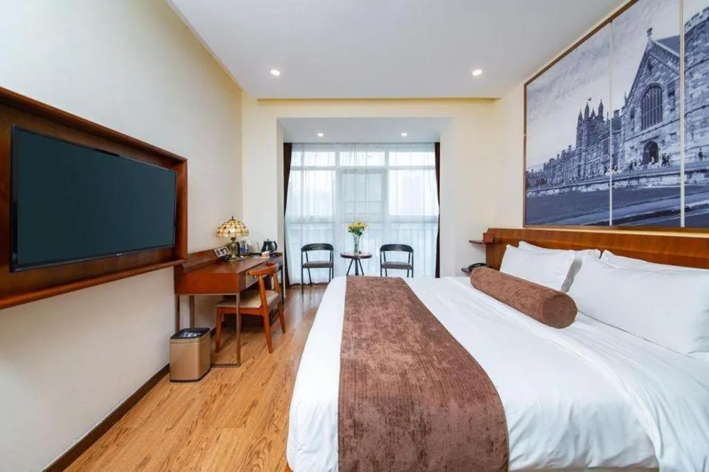 Bed in James Joyce Coffetel Wuhan Huanlegu Renhe Road Subway Station