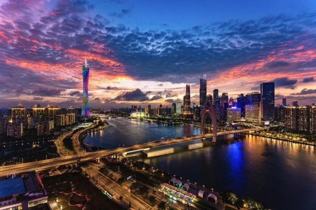 Xana Lite Guangzhou Shixi Metro Station