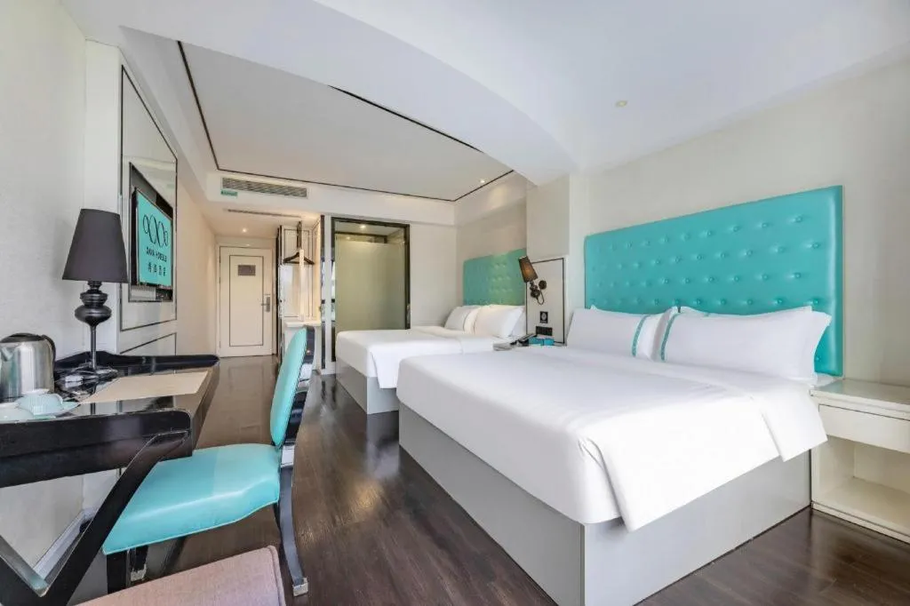 Bed in Xana Lite Guangzhou Shixi Metro Station