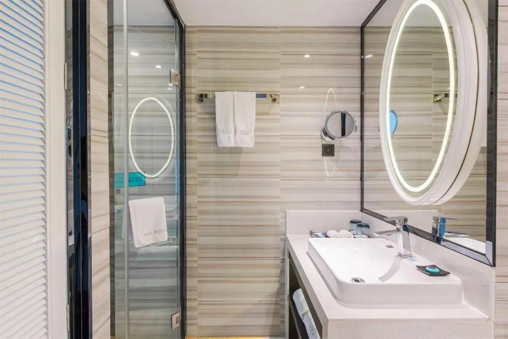 Xana Lite Guangzhou Shixi Metro Station