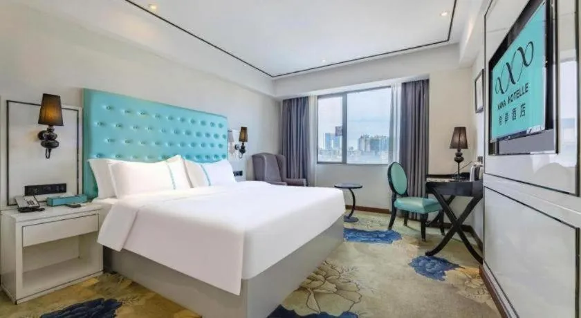 Bed in Xana Lite Guangzhou Shixi Metro Station