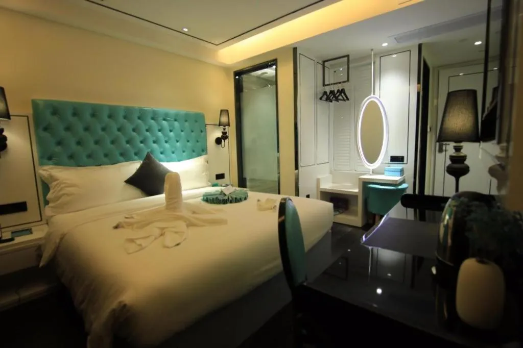 Bed in Xana Lite Hotel Shenzhen Nanshan Xilichaguang Metro Station