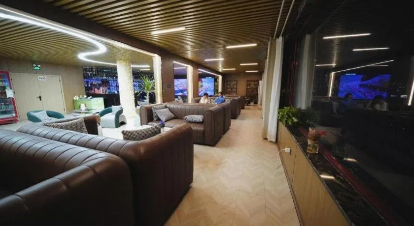 Xana Hotelle Jinan Daminghu North Gate