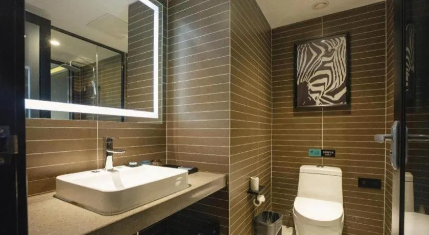 Xana Hotelle Jinan Daminghu North Gate