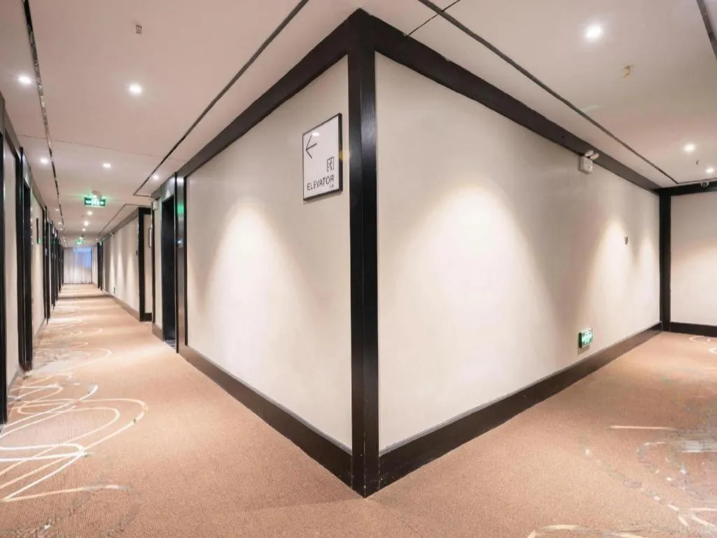 Xana Hotelle Jinan Daminghu North Gate