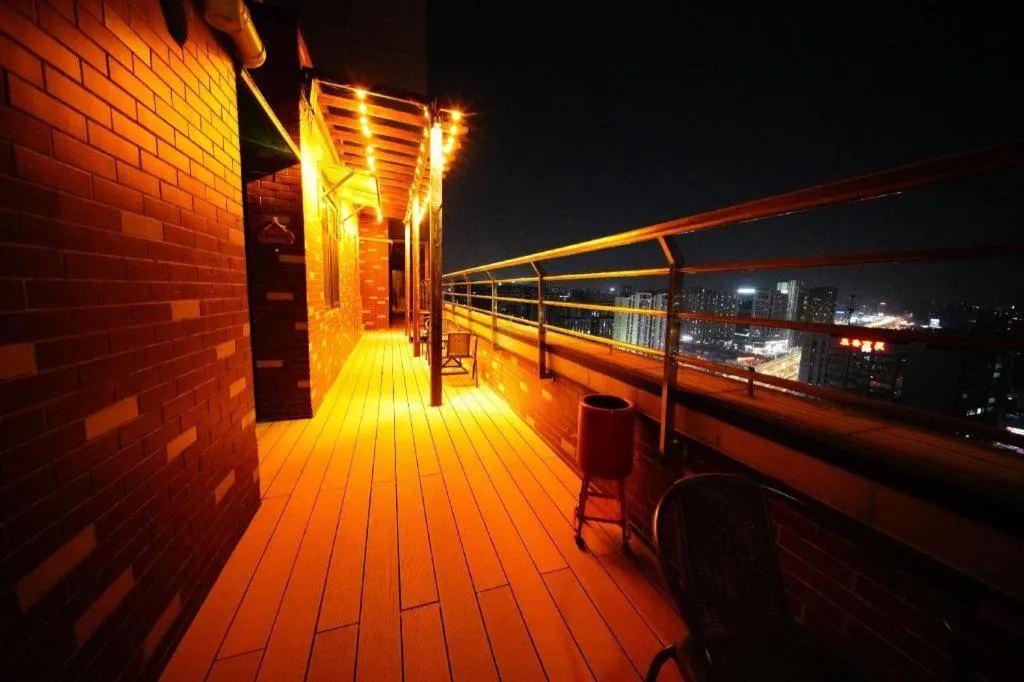 Xana Hotelle Jinan Daminghu North Gate