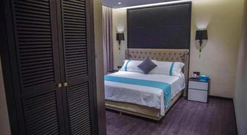 Bed in Xana Hotelle Beijing Olympic Park South Lishuiqiao Metro Station