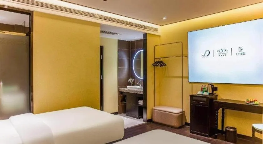 Bed in Xana Hotelle Beijing Olympic Park South Lishuiqiao Metro Station