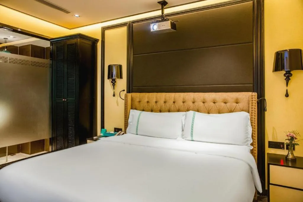 Bed in Xana Hotelle Beijing Olympic Park South Lishuiqiao Metro Station