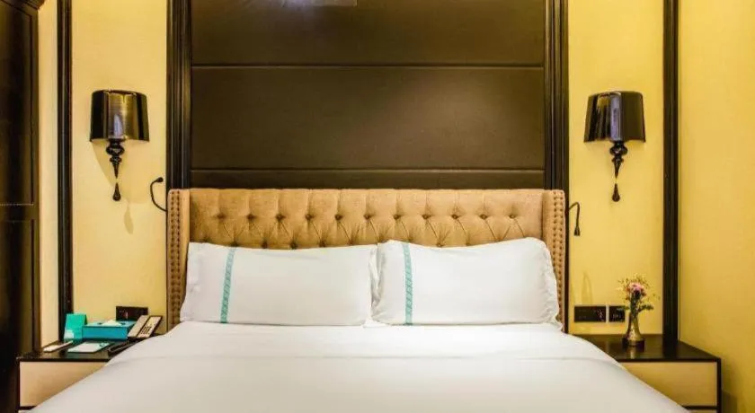 Bed in Xana Hotelle Beijing Olympic Park South Lishuiqiao Metro Station