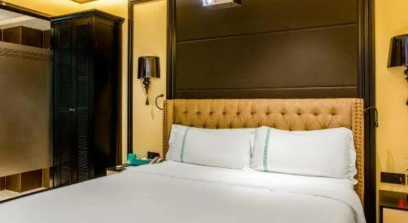 Bed in Xana Hotelle Beijing Olympic Park South Lishuiqiao Metro Station