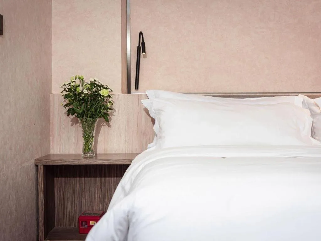 Bed in Xana Lite Ganzi Luding YanAn Road