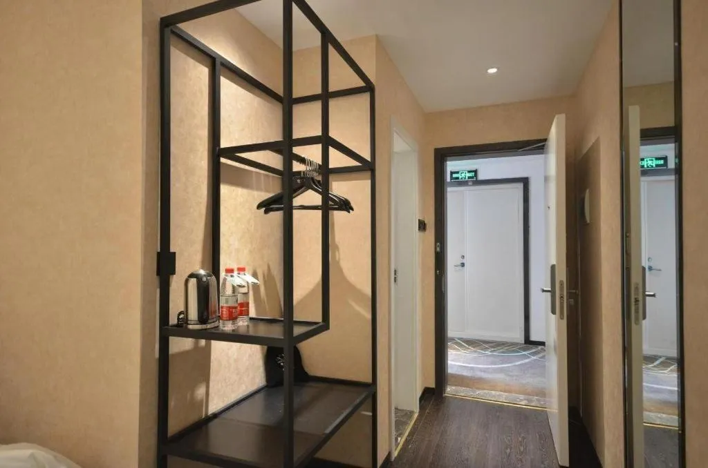 Xana Lite Ganzi Luding YanAn Road