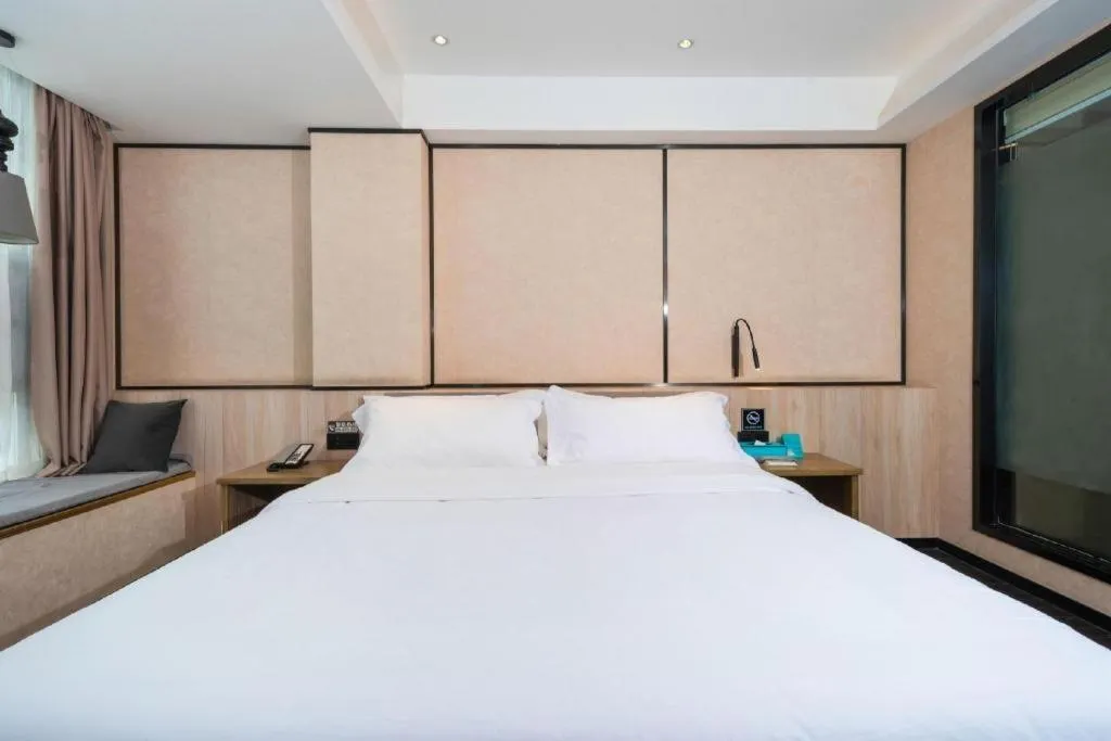 Bed in Xana Lite Ganzi Luding YanAn Road