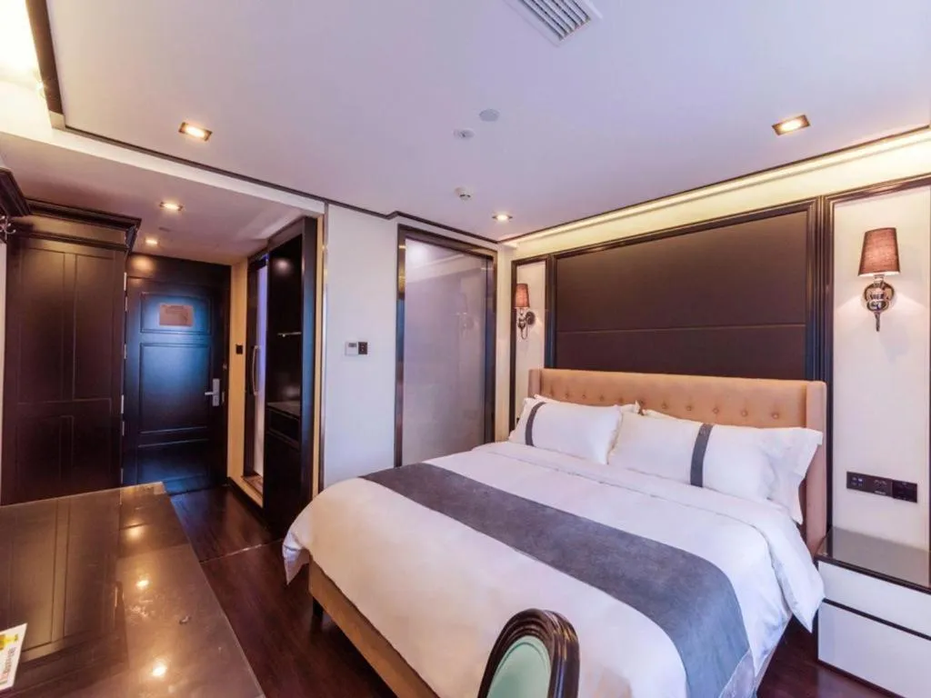 Bed in Xana Hotelle Xiamen Airport Zone Government