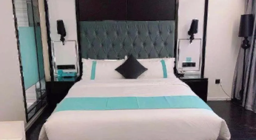 Bed in Xana Hotelle Neijiang City Center Branch