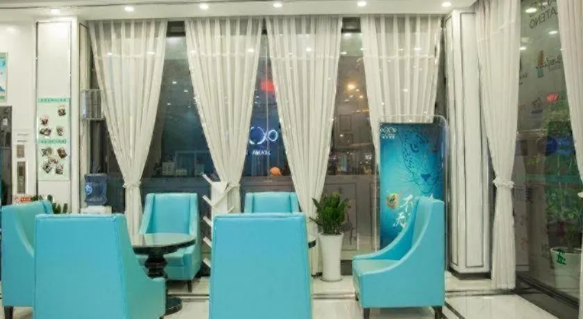 Xana Hotelle Neijiang City Center Branch