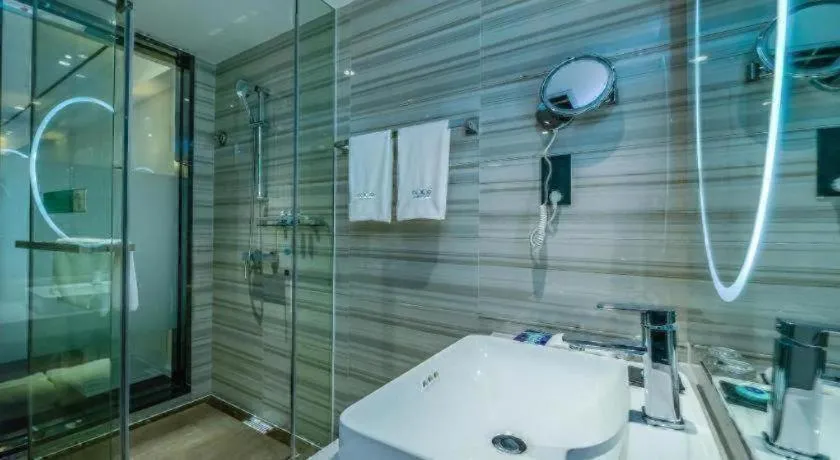 Xana Hotelle Neijiang City Center Branch