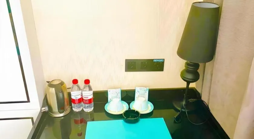 Xana Lite Korla Xiangli Avenue Food Street