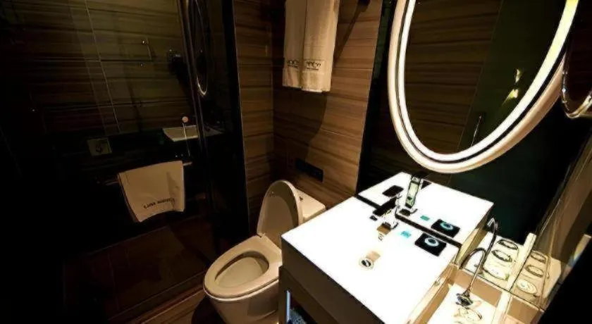 Xana Lite Korla Xiangli Avenue Food Street