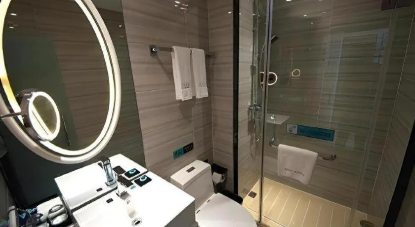 Xana Lite Korla Xiangli Avenue Food Street