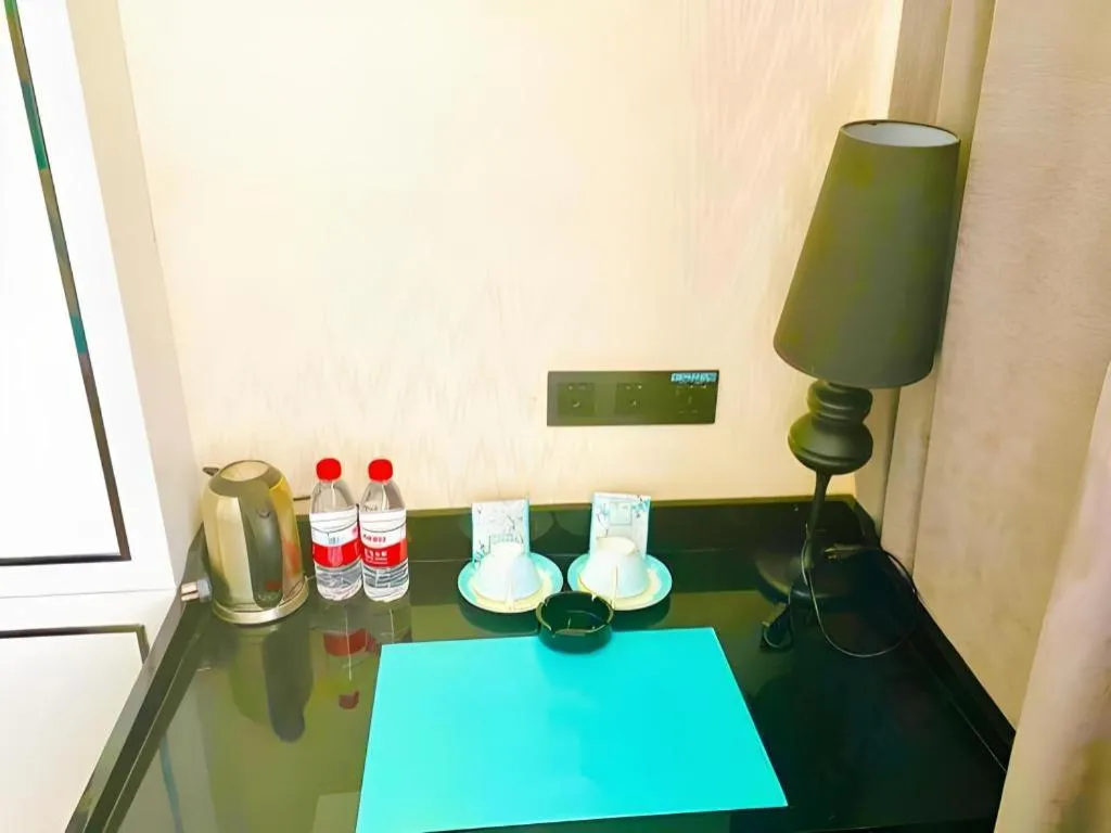 Xana Lite Korla Xiangli Avenue Food Street