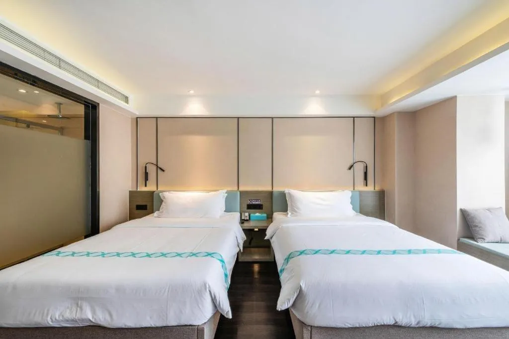 Bed in Xana Lite Guiyang Huaguoyuan Shuangzi Towers