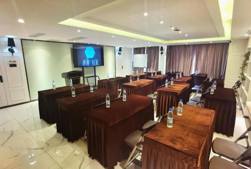 Xana Lite Guiyang Huaguoyuan Shuangzi Towers