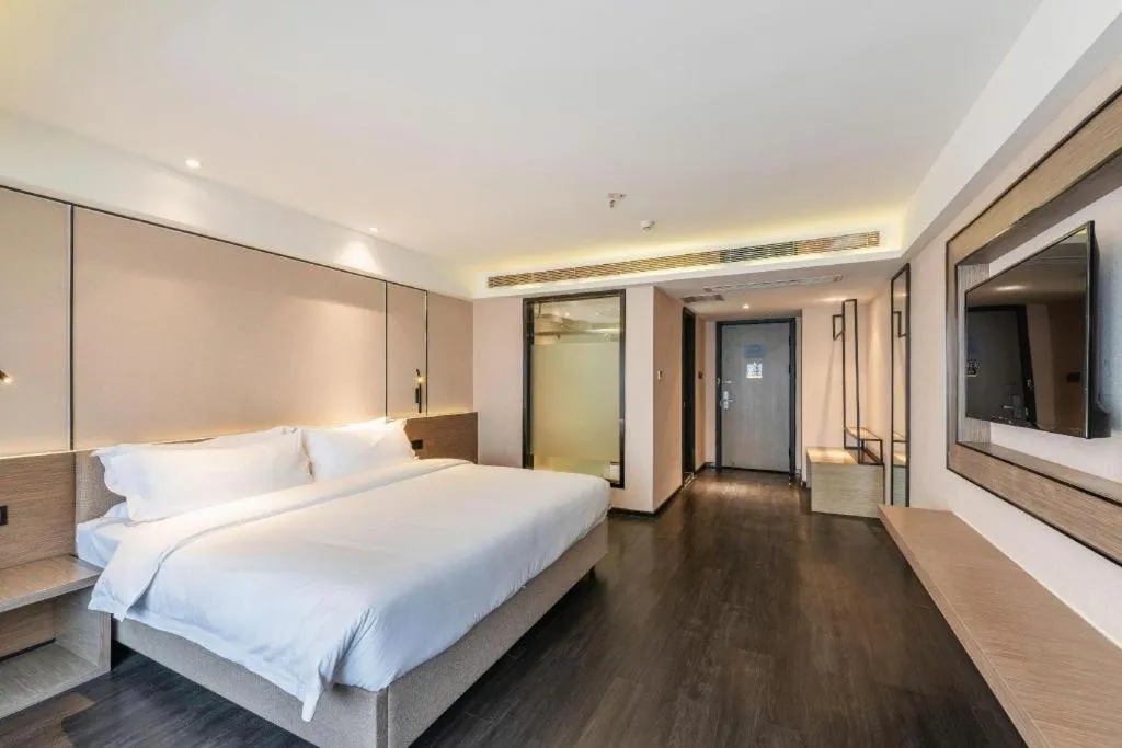 Bed in Xana Lite Guiyang Huaguoyuan Shuangzi Towers