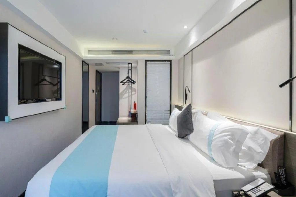 Bed in Xana Lite Guiyang Huaguoyuan Shuangzi Towers