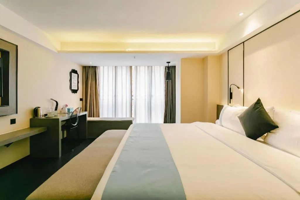 Bed in Xana Lite Guiyang Huaguoyuan Shuangzi Towers