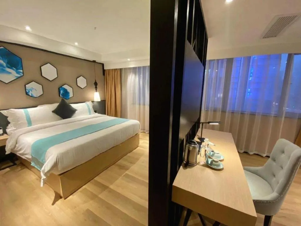 Bed in Xana Lite Guiyang Huaguoyuan Shuangzi Towers