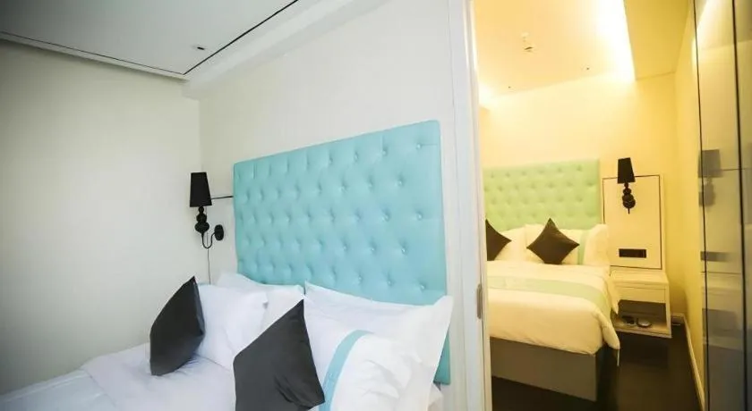 Bed in Xana Lite·Dunhua Railway Station