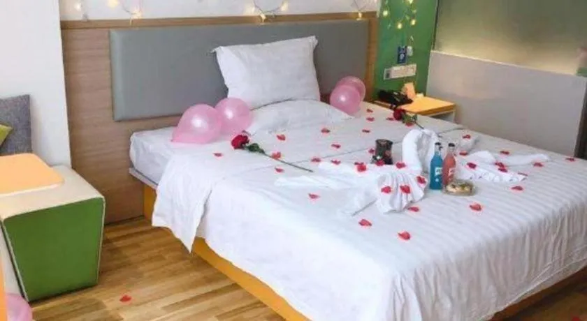 Bed in 7Days Inn Tianjin Airport NO.1 Bridge Branch