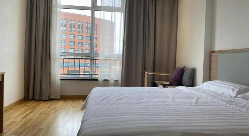 Bed in 7Days Inn Tianjin Airport NO.1 Bridge Branch