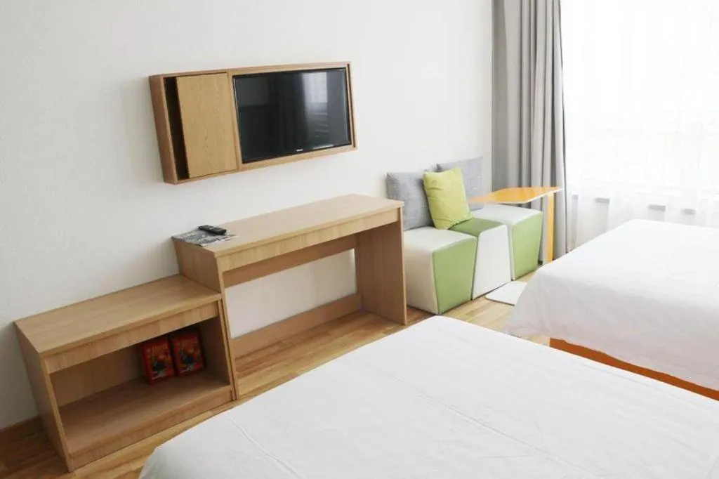 Bed in 7Days Inn Tianjin Airport NO.1 Bridge Branch