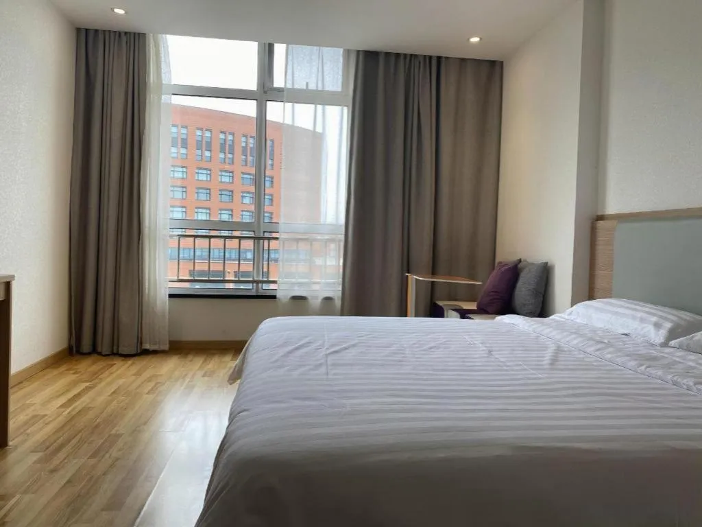 Bed in 7Days Inn Tianjin Airport NO.1 Bridge Branch