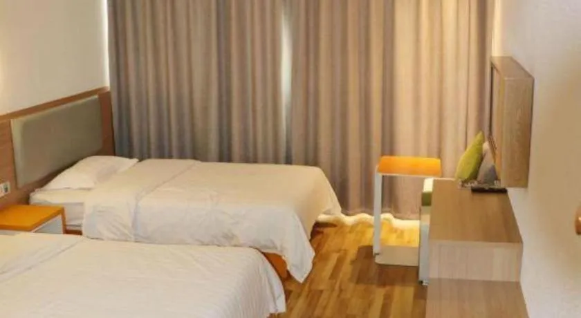 Bed in 7Days Inn Tianjin Airport NO.1 Bridge Branch