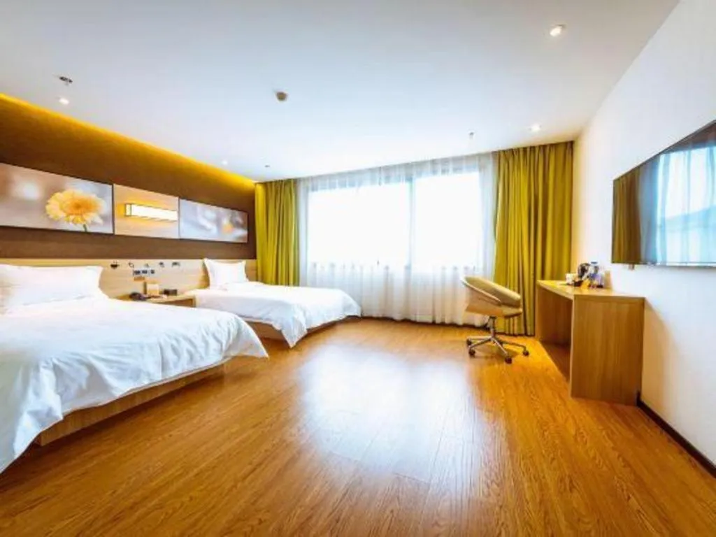 Bed in IU Hotel Chongqing Jiangbei International Airport