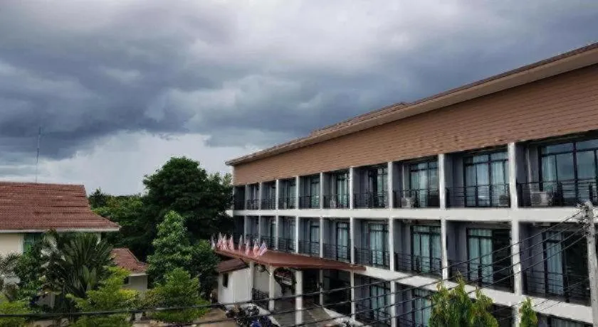 Pornsiri Hotel Sisaket