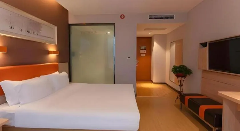 Bed in 7Days Premium Yichang Railway Station East